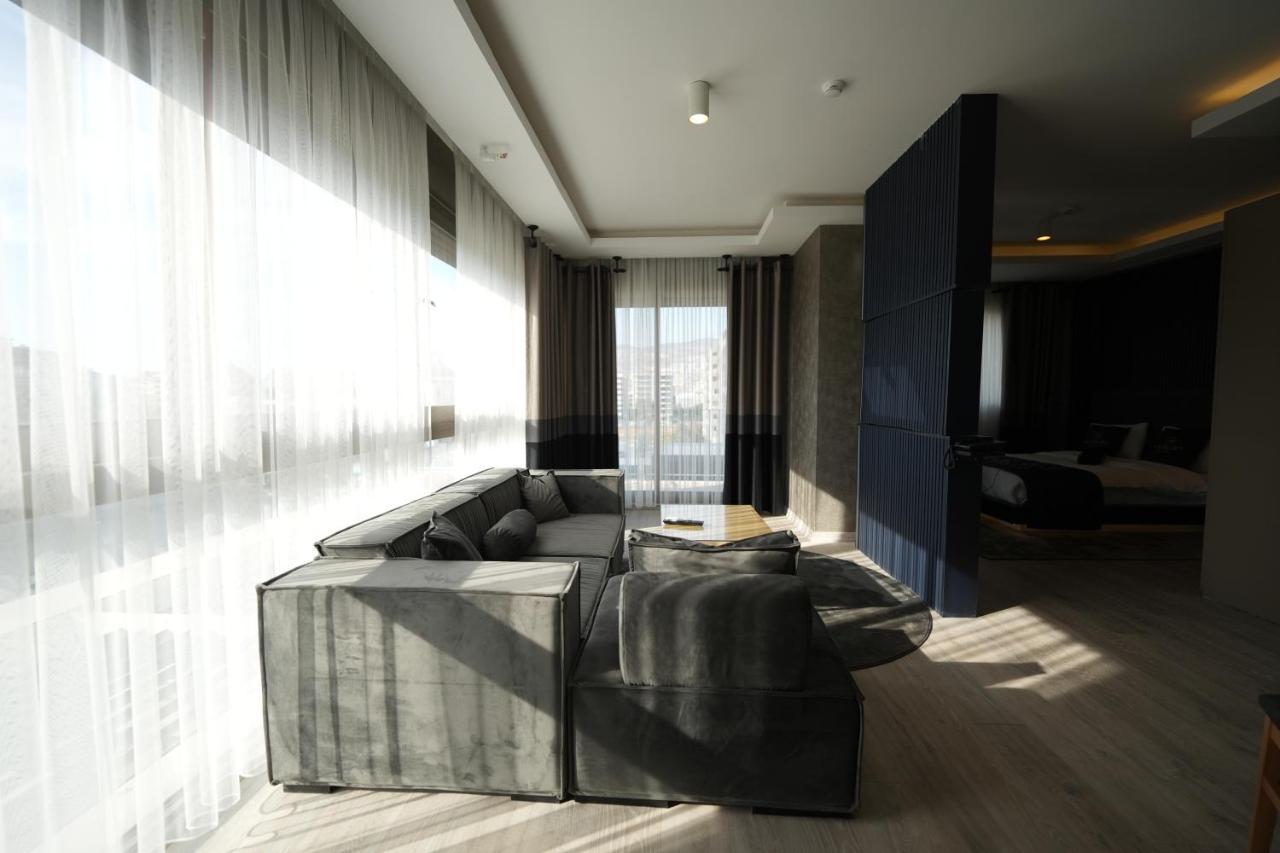 Marlen Hotel Bayrakli Esmirna Exterior foto