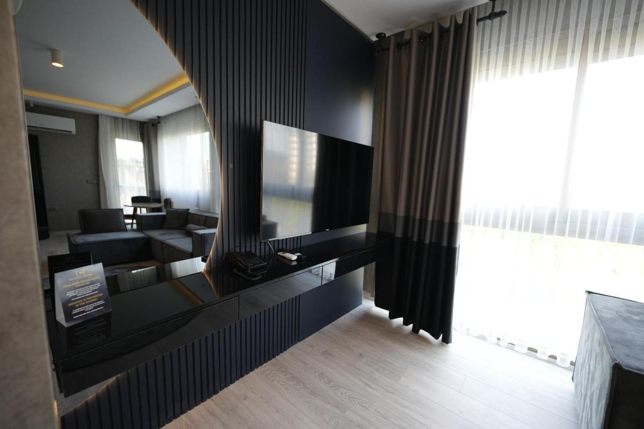 Marlen Hotel Bayrakli Esmirna Exterior foto