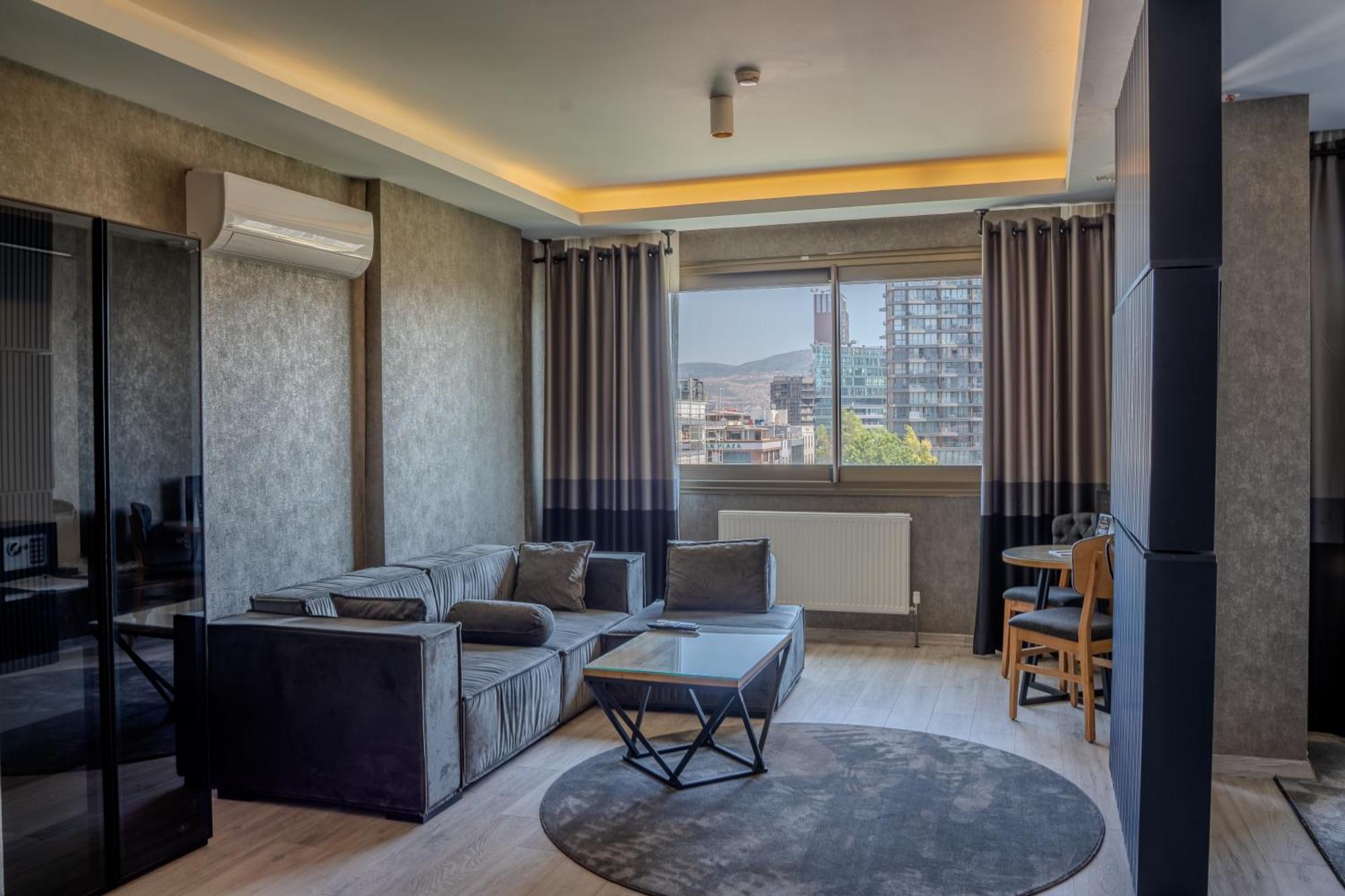 Marlen Hotel Bayrakli Esmirna Exterior foto